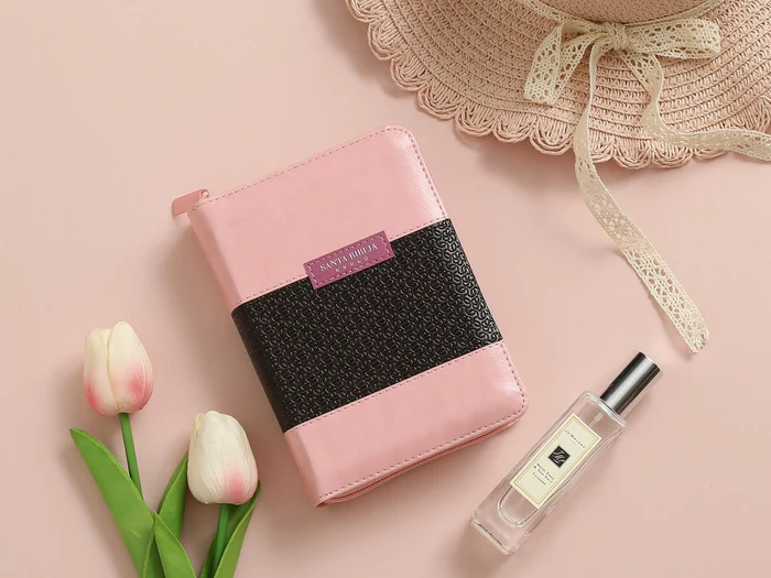 ROSADA BIBLIA RVR60 025 CLASICA DUO ROSADA CON INDICE Y CIERRE TAMAÑO BOLSILLO - Imagen 1